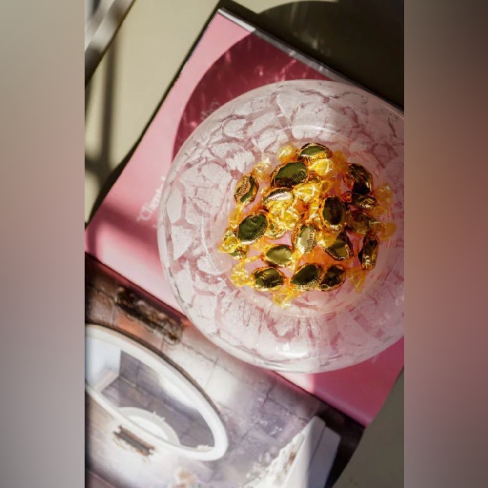 NIB Italian blown glass dish